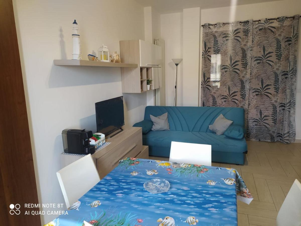 Casa Vacanza Indaco Фиумичино Екстериор снимка